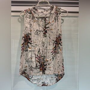 Market & Spruce Floral Blouse - Medium